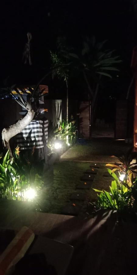 Lumbung Amertha Sari Lovina (Bali)